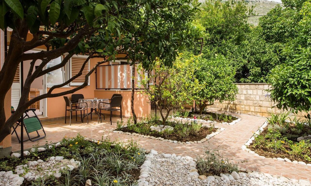 Zupa dubrovacka Apartment | Apartments Bibijana- Premium Studio Apartment with Patio and Sea View (APARTMAN 3)