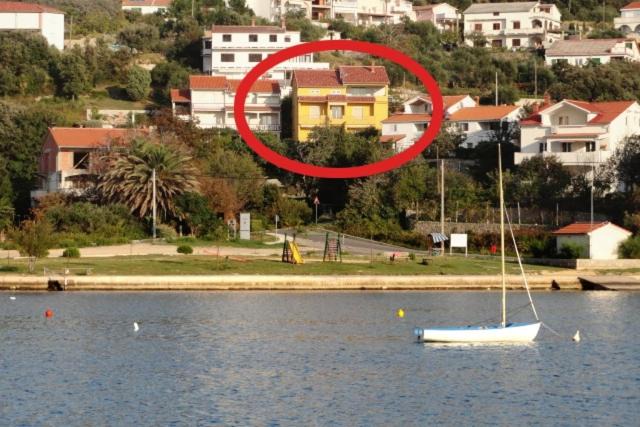Kampor Apartment | Apartments by the sea Kampor, Rab - 4986