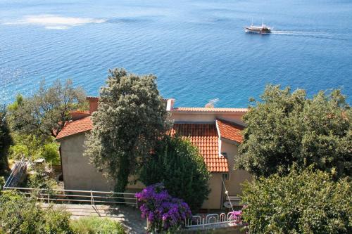 Stanici Apartment | Apartments by the sea Stanici, Omis - 1028