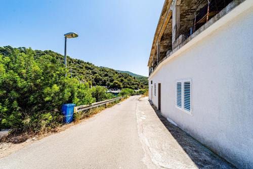 Ubli Apartment | Apartments by the sea Ubli, Lastovo - 24676
