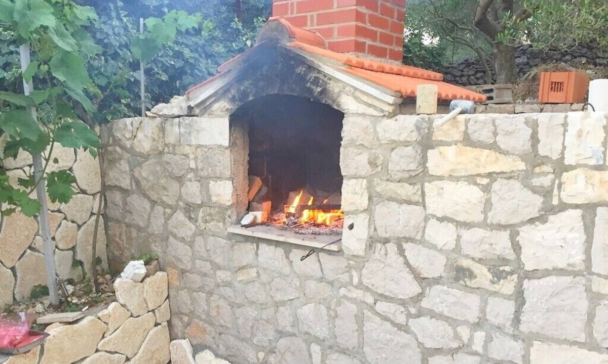 Lumbarda Apartment | Apartments Ivan, (15619), Lumbarda, hr