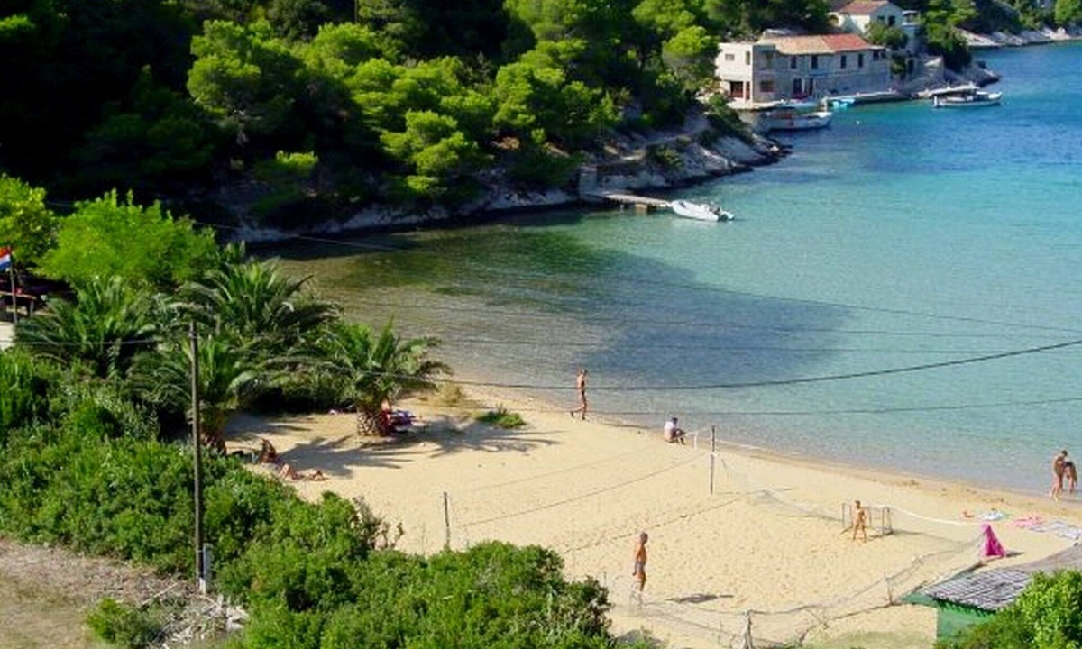 Cove Rogacic Apartment | Apartments Ivo, (12777), Vis, Croatia