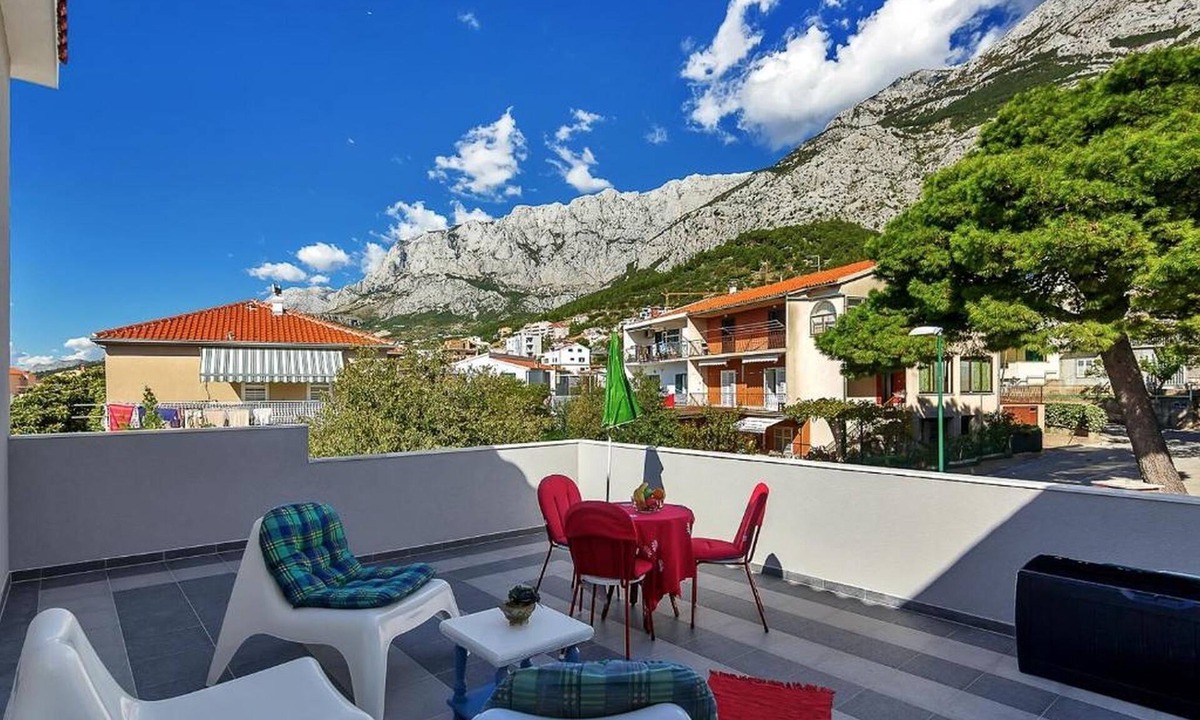 Vrpolje Apartment | Apartments Maja (124331-A2) - Makarska