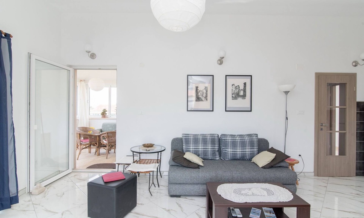 Postira Apartment | Apartments Mare- One Bedroom Apartment with Garden View A3 (ST)