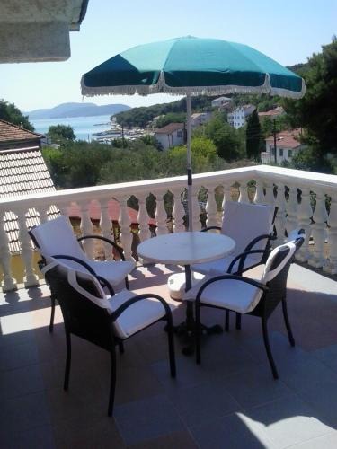 Prvic Luka Apartment | Apartments Natasa