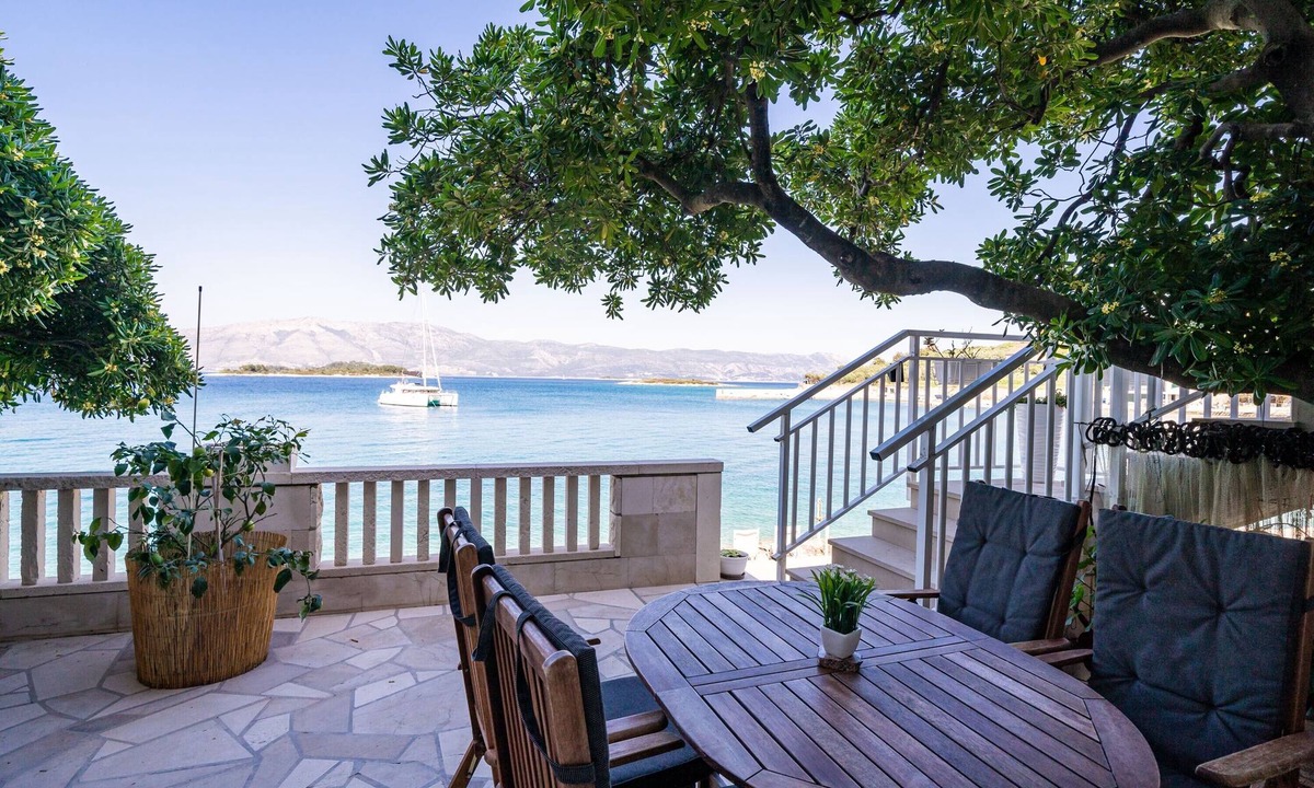 Lumbarda Apartment | Apartments Nikolina (LU) - Studio with Terrace