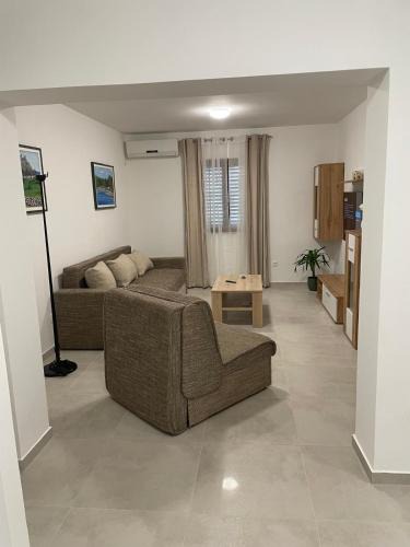 Njivice Apartment | Apartments Njivice Bajcic