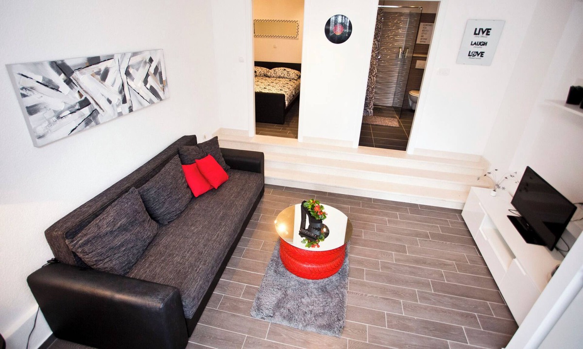 Mejasi Apartment | Apartments Silver Tree (113961-A1) - Split