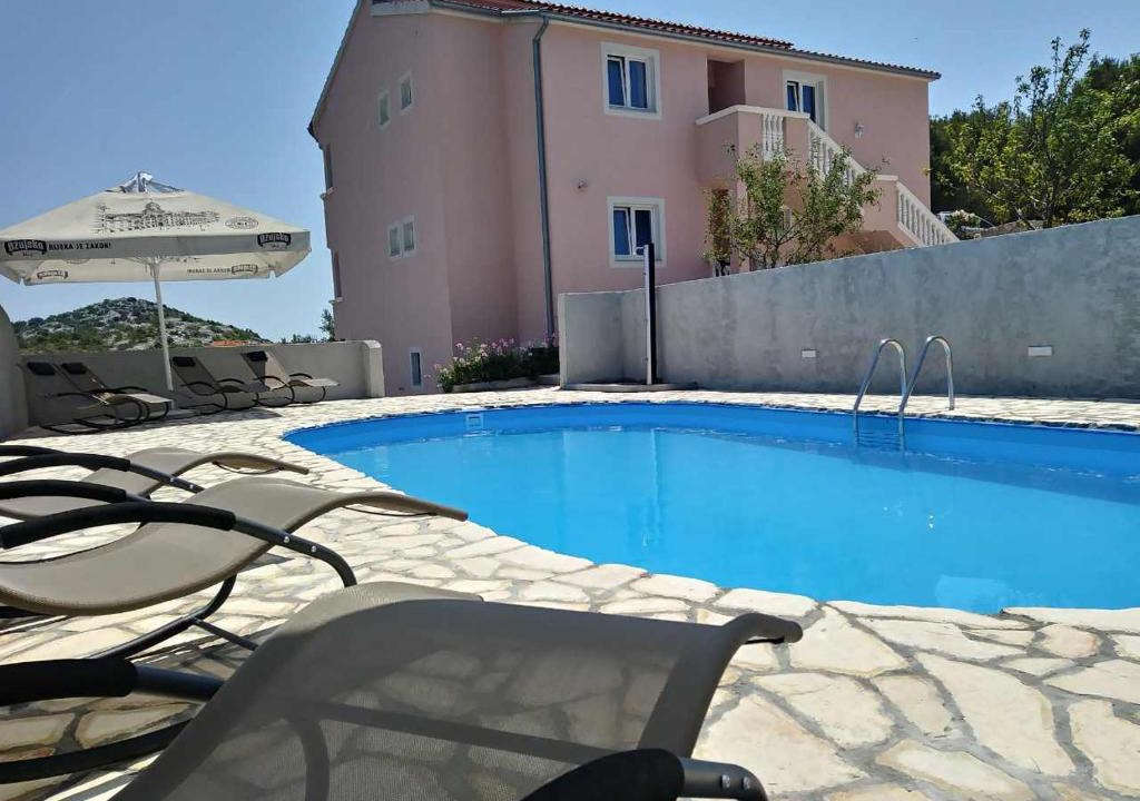 Drage Apartment | Apartments T&C