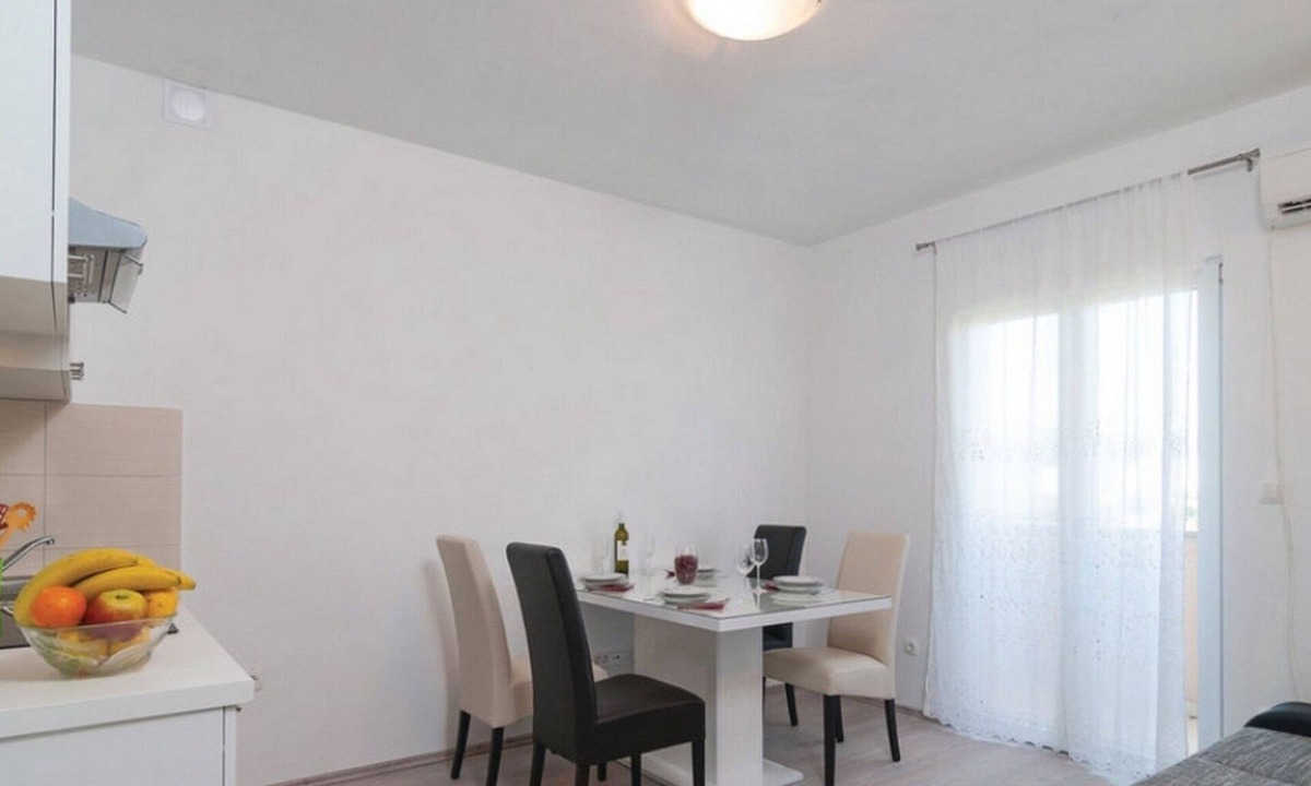 Mejasi Apartment | Apartments Tomić (ST) - Two Bedroom Apartment with Balcony A3