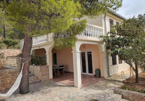 Sveta Nedjelja Apartment | Apartments Var