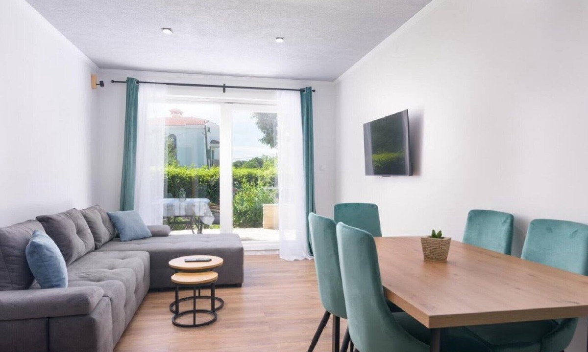 Kastel Stafilic Apartment | Apartments Vujina - One Bedroom apartment and Balcony