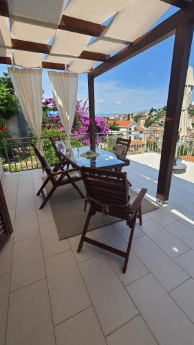 Stomorska Apartment | Apartments with sea view