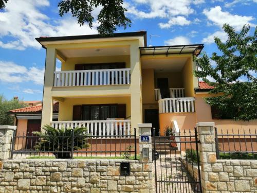 Murine Apartment | APP Fratrici