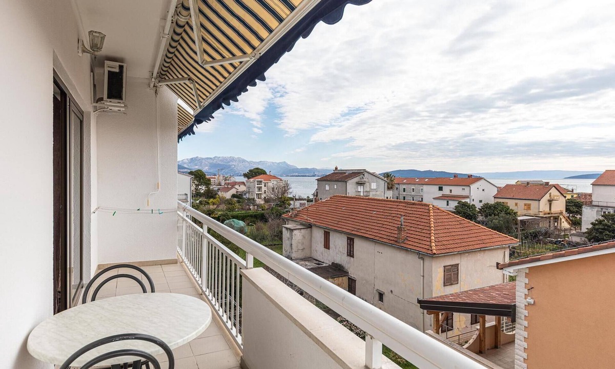 Kastel Stafilic Apartment | Awesome apartment in Kastel Stafilic with WiFi