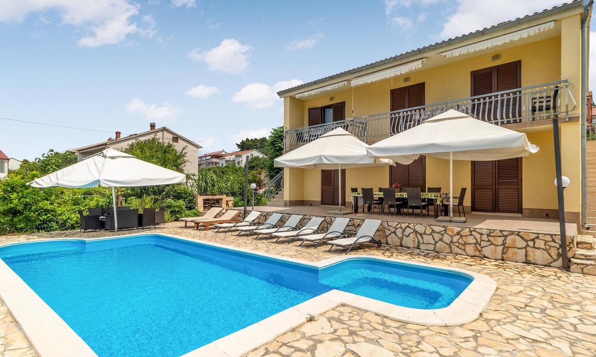 Banjol House | Awesome home in Banjol