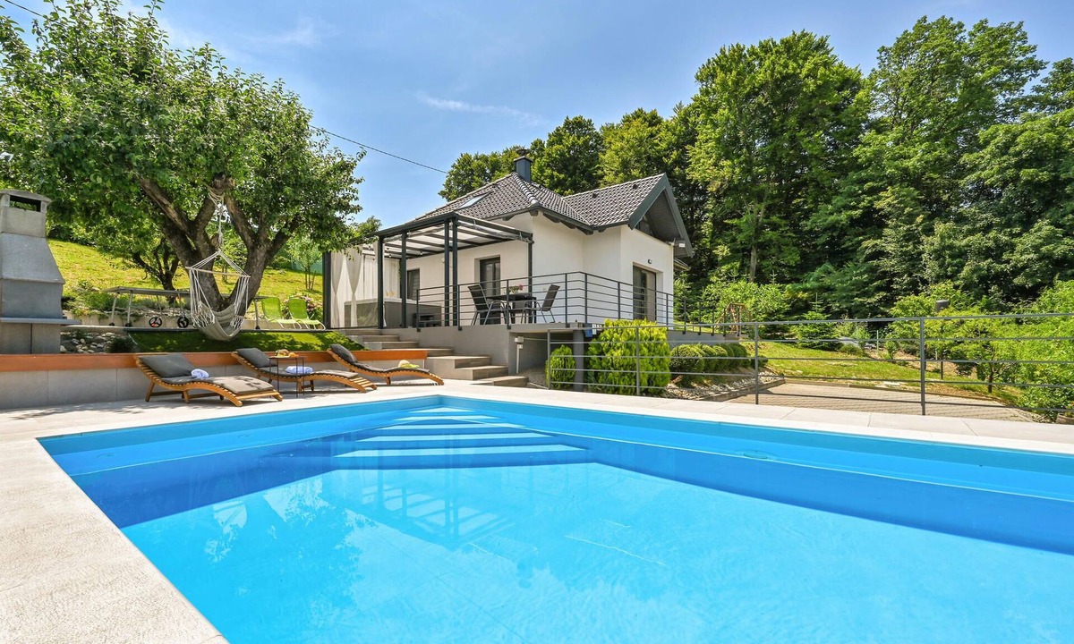 Varazdin House | Awesome home in Beretinec with sauna
