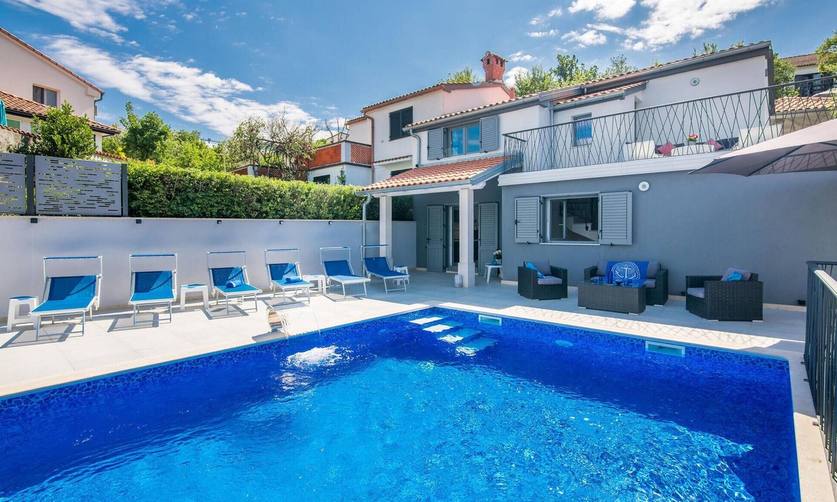 Klimno House | Awesome home in Dobrinj