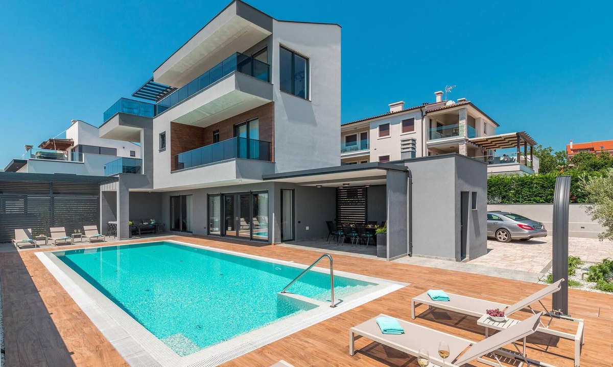 Fazana House | Awesome home in Fazana
