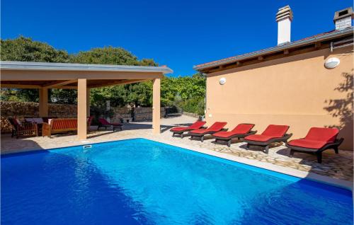 Garica House | Awesome Home In Garica