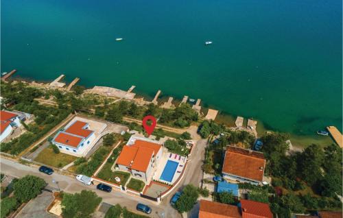 Klimno House | Awesome Home In Klimno