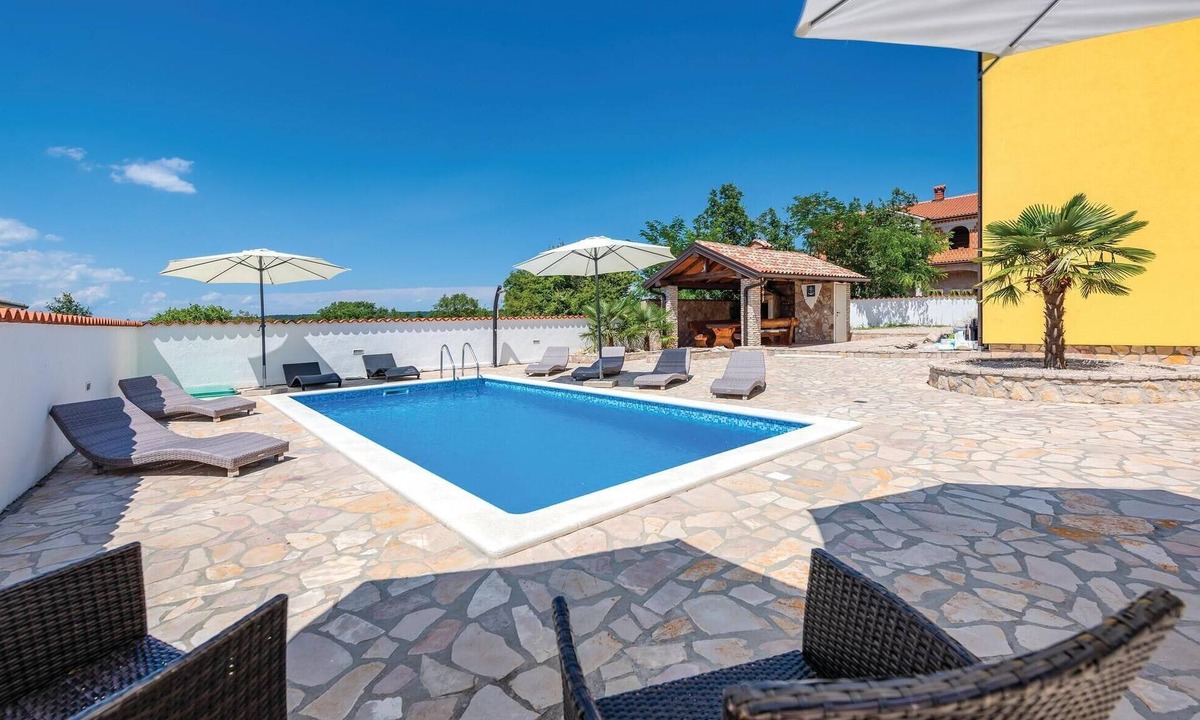 Topid House | Awesome home in Labin