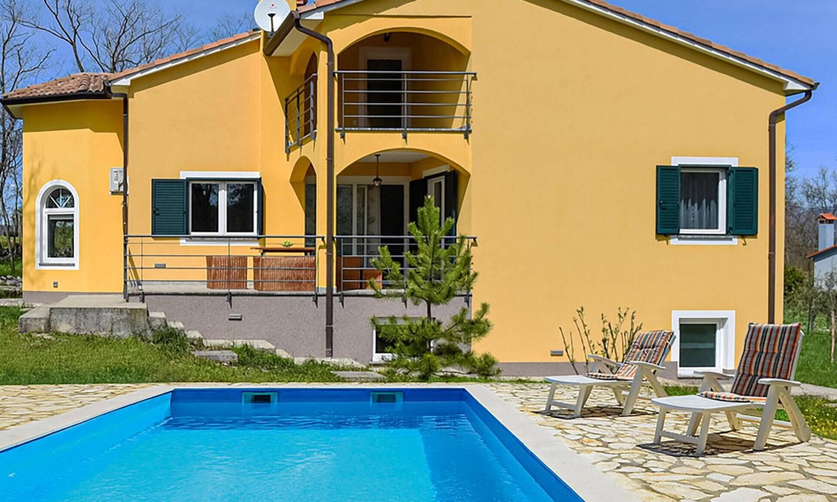 Kapelica House | Awesome home in Labin
