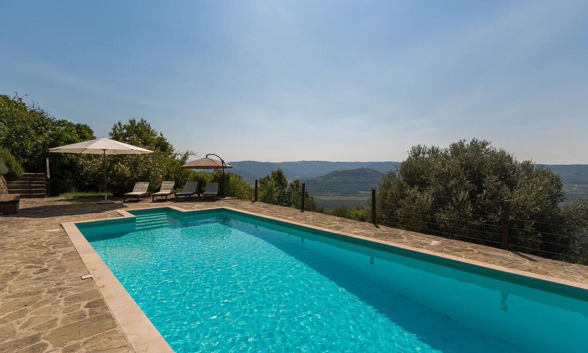 Oprtalj House | Awesome home in Oprtalj