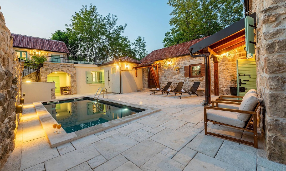 Pristeg House | Awesome home in Pristeg with private swimming pool, can be inside or outside