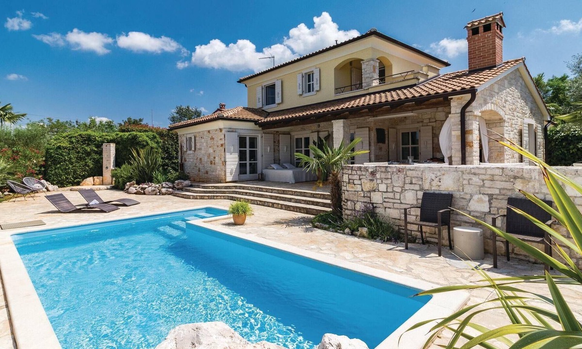 Stifanici House | Awesome home in Stifanici