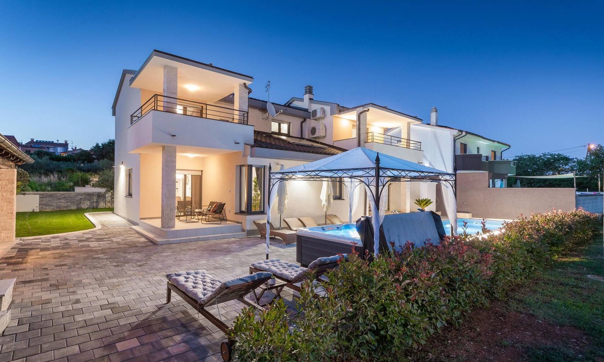 Stinjan House | Awesome home in Stinjan