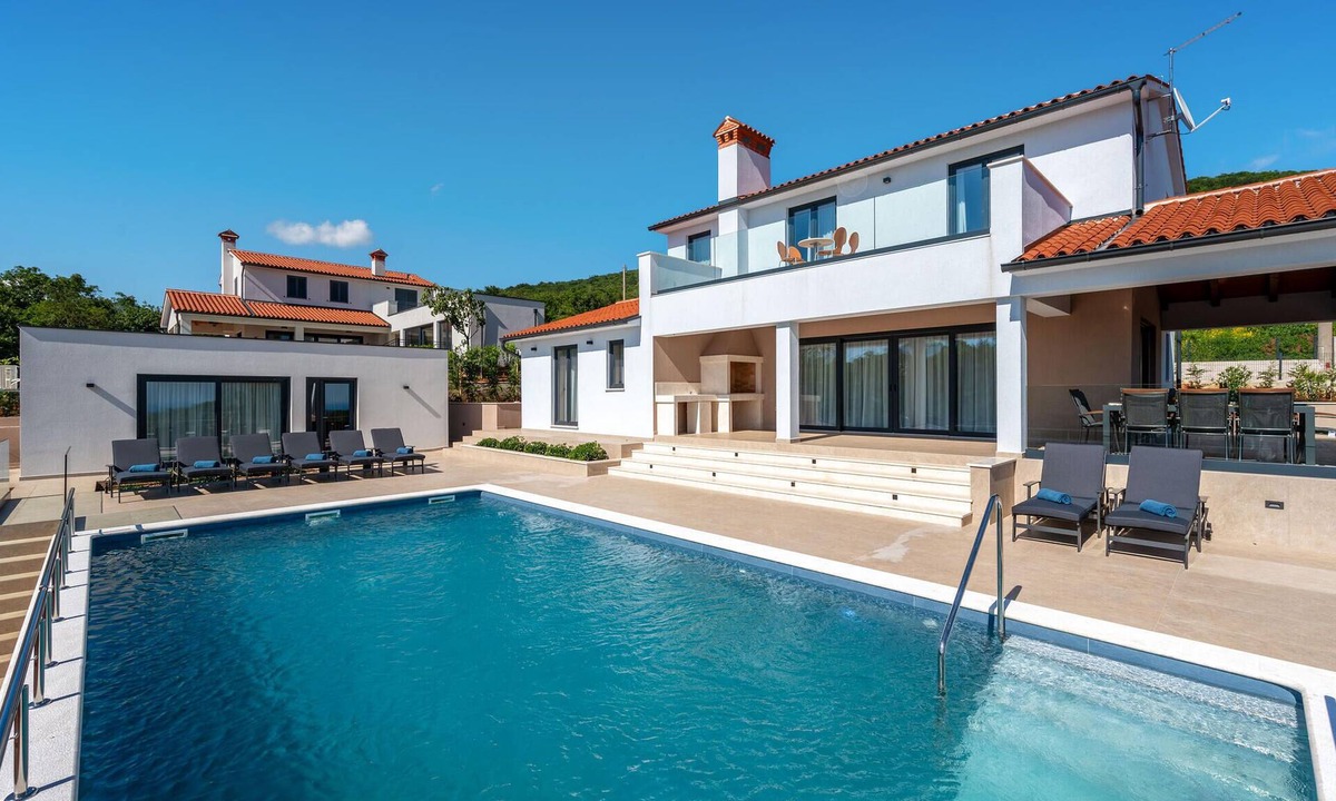Brgod House | Awesome home in Trget