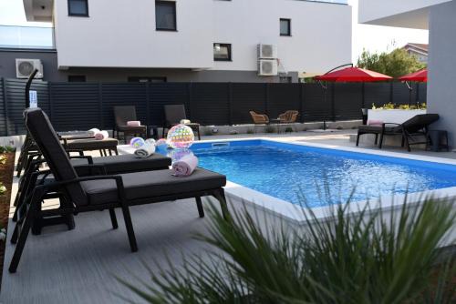 Srima Apartment | B1villa
