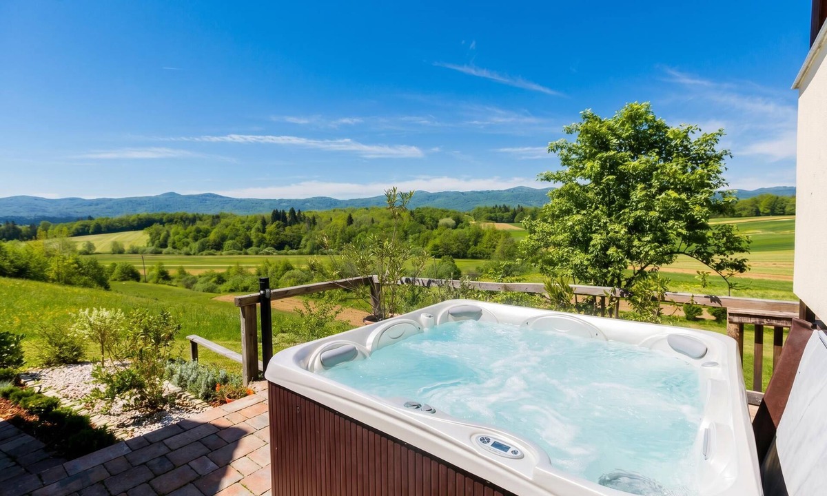Crnomelj Ski Chalet | Bahor Heritage Stay & Jacuzzi, Črnomelj, Slovenia