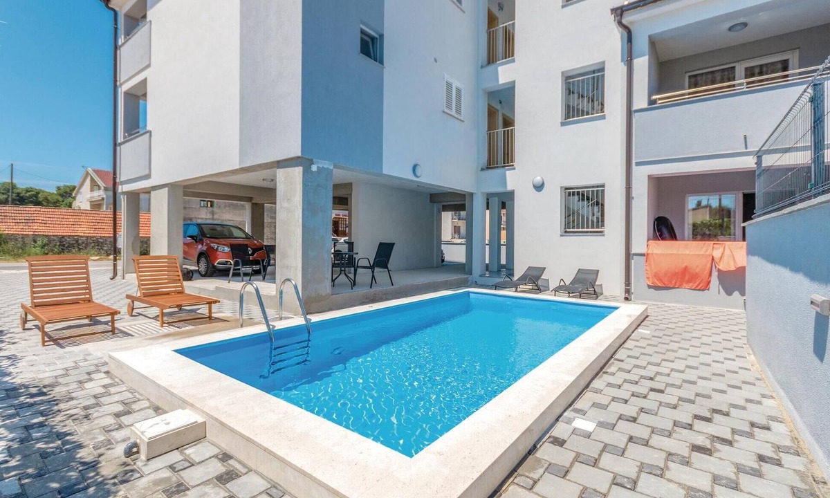 Biograd na Moru Apartment | Beach front apartment in Biograd na Moru
