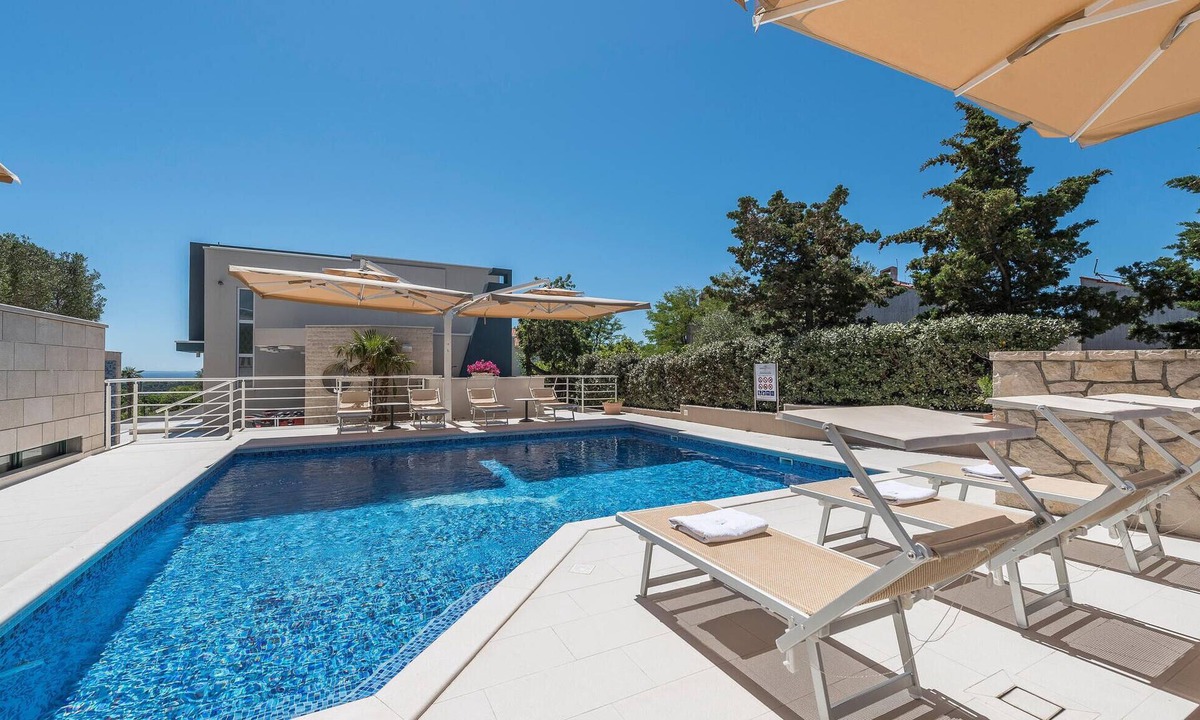 Novalja Apartment | Beach front apartment in Novalja