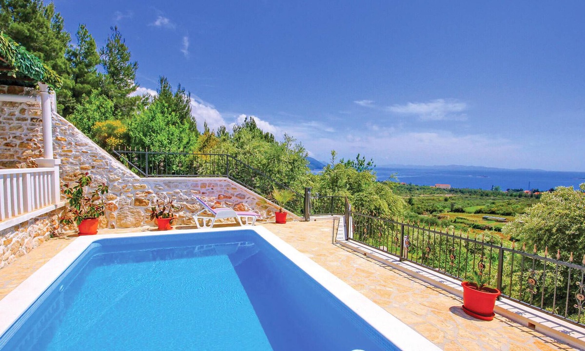 Orebic House | Beach front home in Orebic