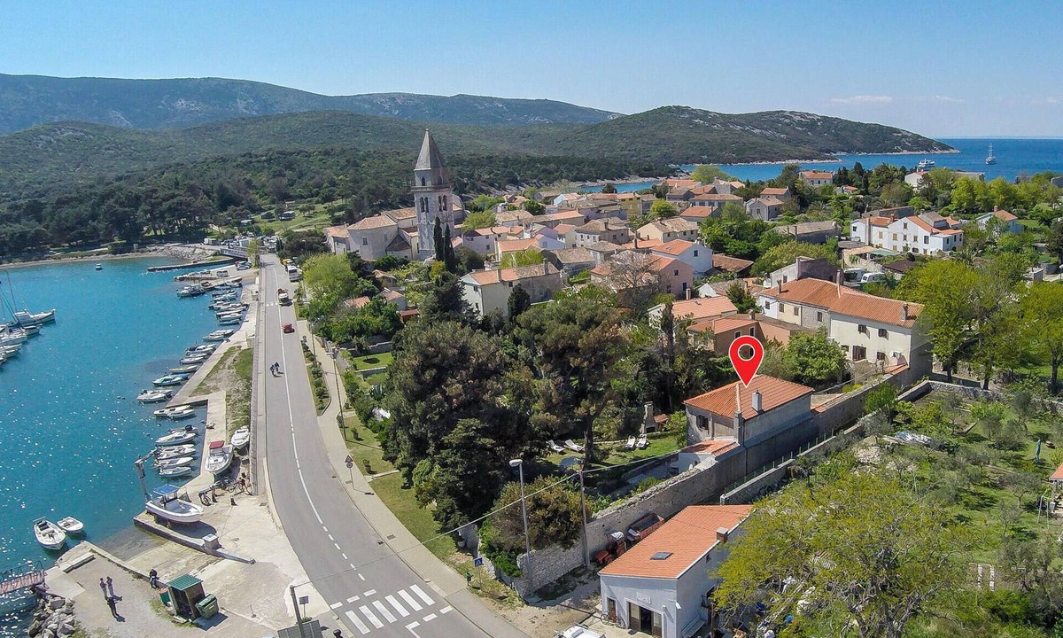 Mali Losinj House | Beach front home in Osor