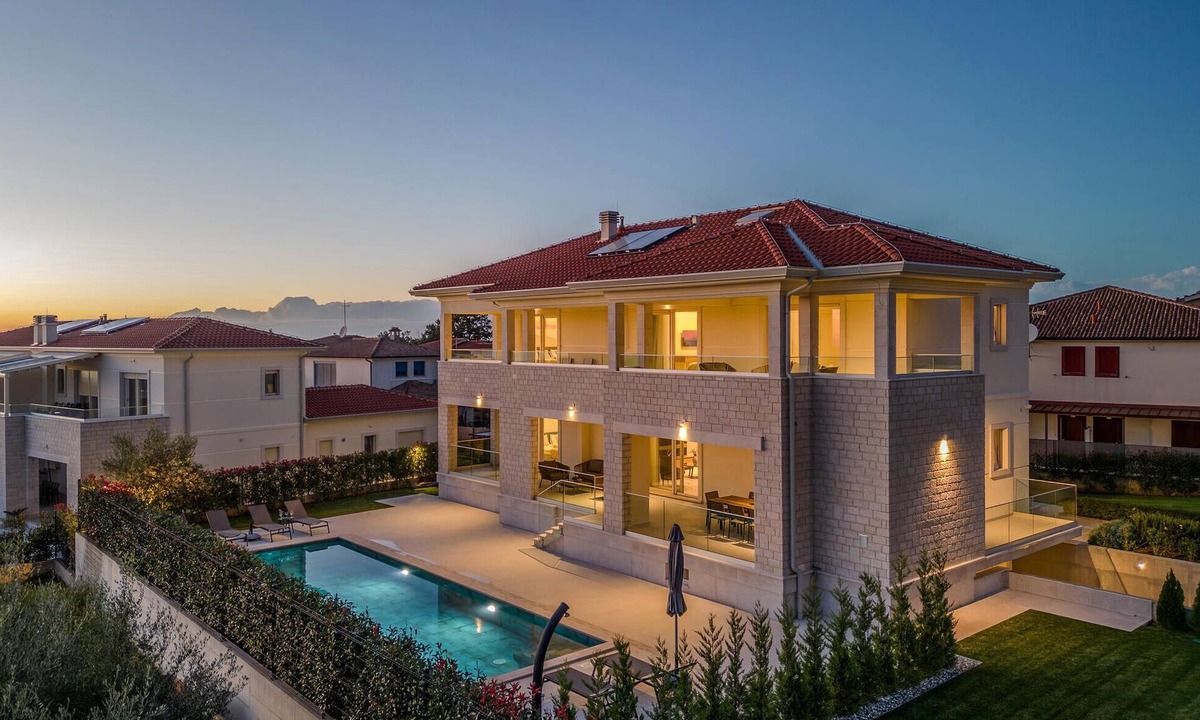Vabriga House | Beach front home in Vabriga