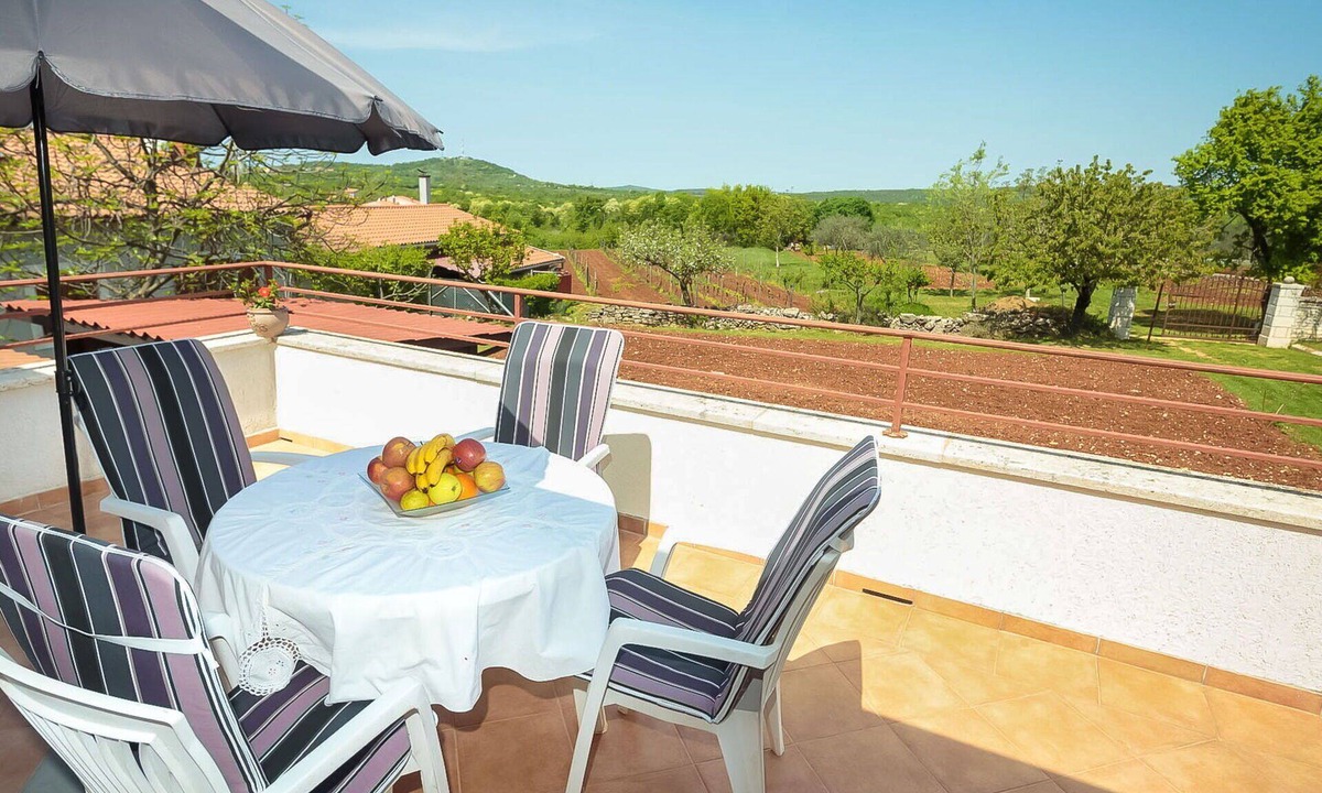 Brajkovici Apartment | Beautiful apartment for 3 guests with WIFI, A/C, TV and terrace