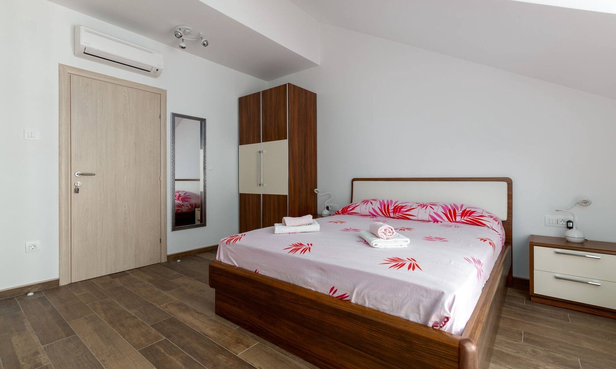 Zupa dubrovacka House | Beautiful brand new room near Dubrovnik with balcony and a private bathroom.