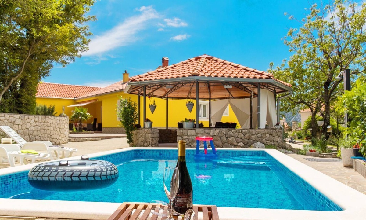 Grizane House | Beautiful finca with private pool, garage, playground, gas barbecue, stone barbecue, WiFi