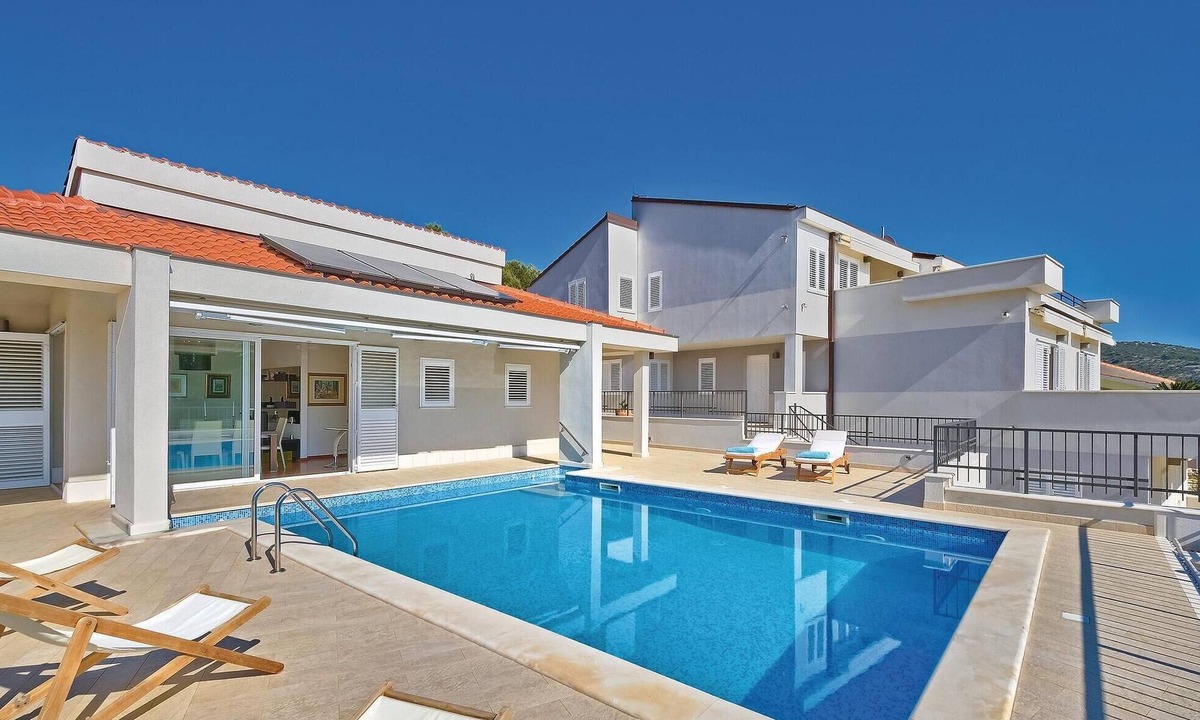 Primosten Burnji House | Beautiful home in Dolac