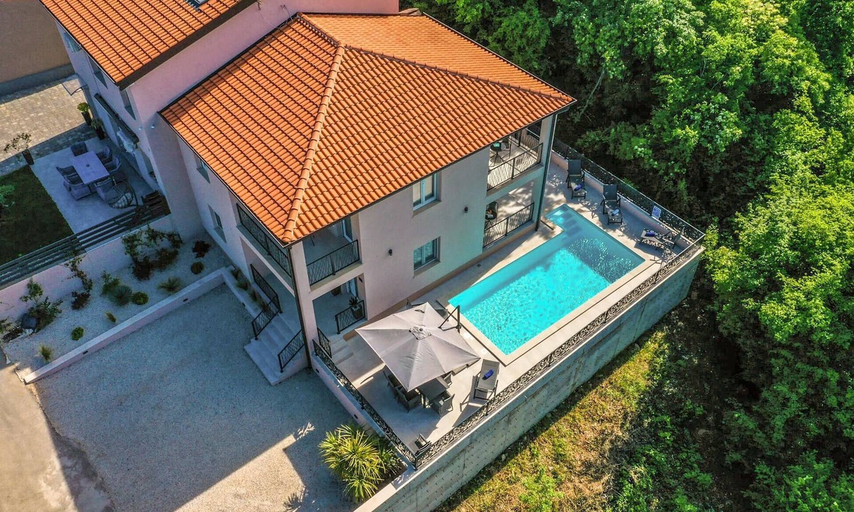 Nova Vas House | Beautiful home in Nova Vas