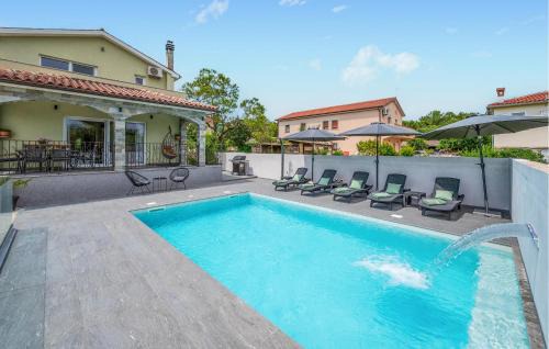 Pula House | Beautiful Home In Pula