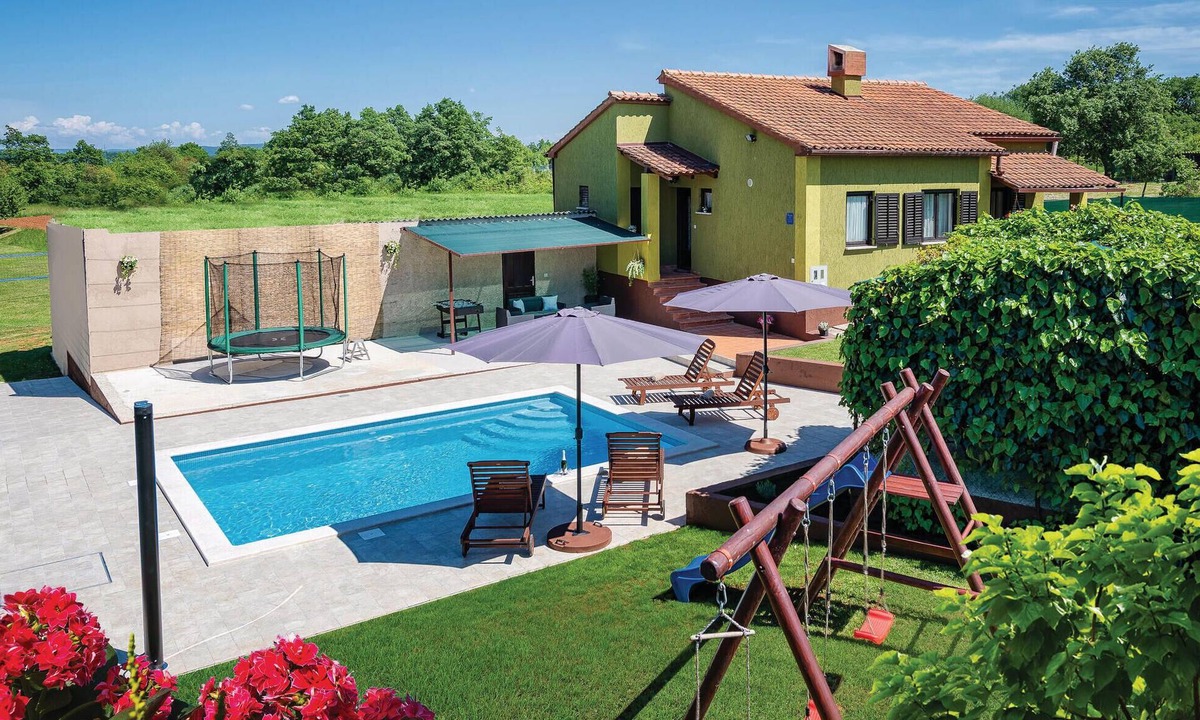 Sajini House | Beautiful home in Skitaca
