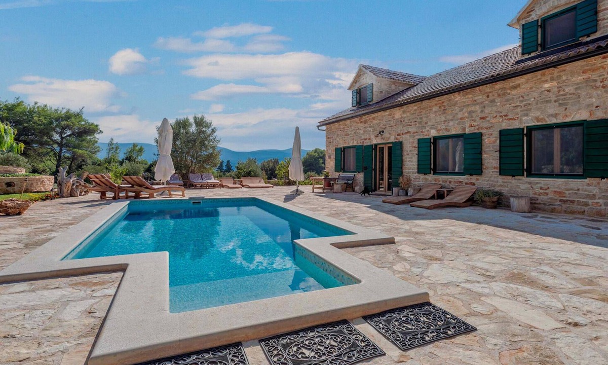 Vrbanj House | Beautiful home in Stari Grad