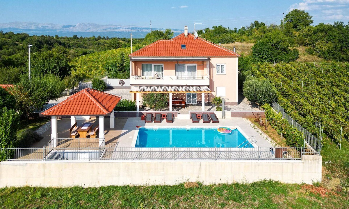 Caporice House | Beautiful home in Trilj