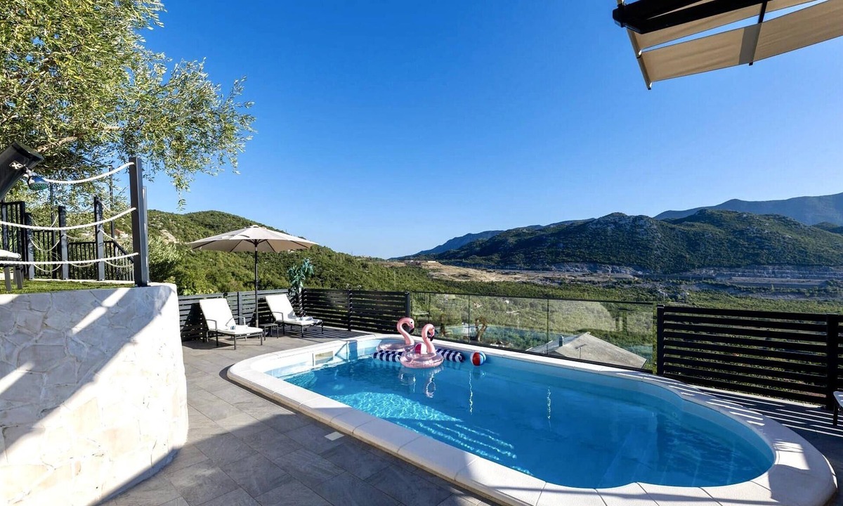 Vrgorac House | Beautiful home in Vrgorac