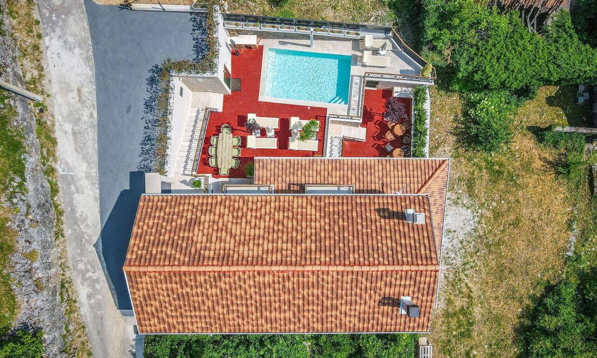 Novi Vinodolski House | Beautiful private villa for 8 people with private pool, A/C, WIFI, TV, terrace and pets allowed